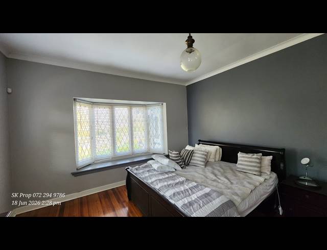 4 BEDROOM FREESTANDING FOR SALE IN SCOTTSVILLE